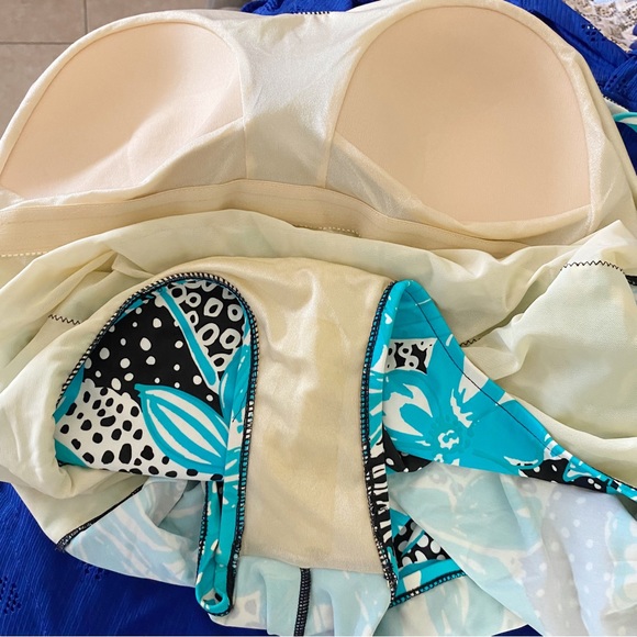 Maxine of Hollywood One-Piece Skirted Swimsuit in Blue Floral Print - Picture 7 of 10